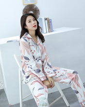 Load image into Gallery viewer, Spring Leaves Printed Cotton Pajamas
