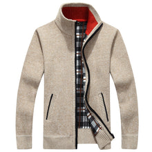 Load image into Gallery viewer, Men&#39;s Wool Zipper Knitwear Cardigan
